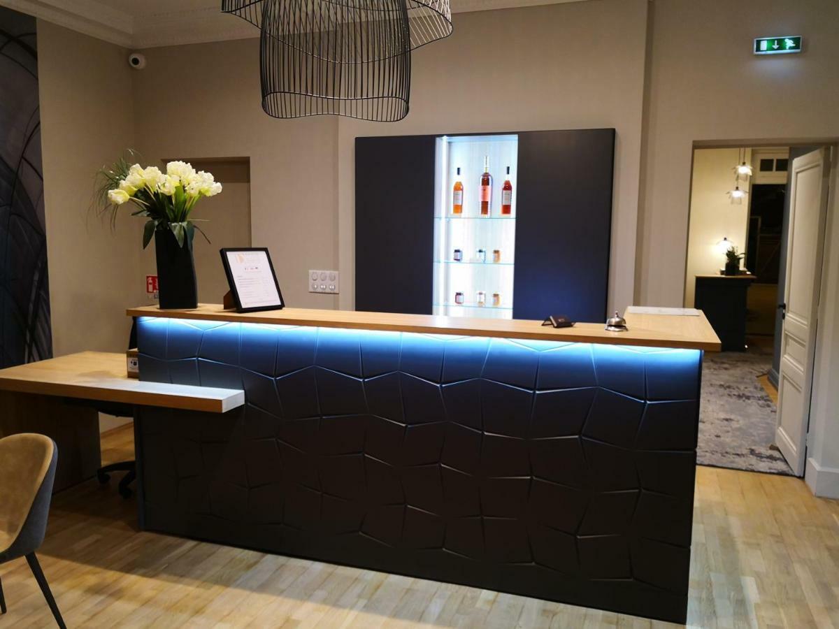 Logis Hotel - Restaurant Maison Claude Darroze Langon  Esterno foto